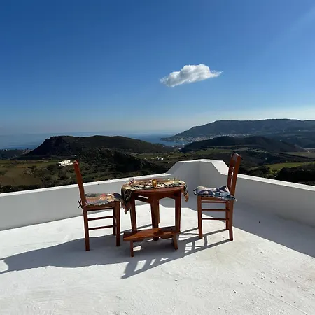بيت للعطل Kouri Traditional House كارباثوس