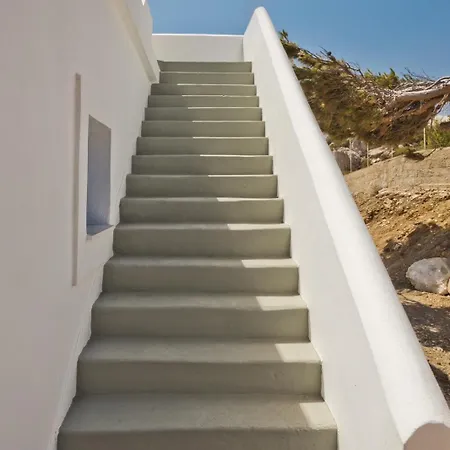 Kouri Traditional House كارباثوس