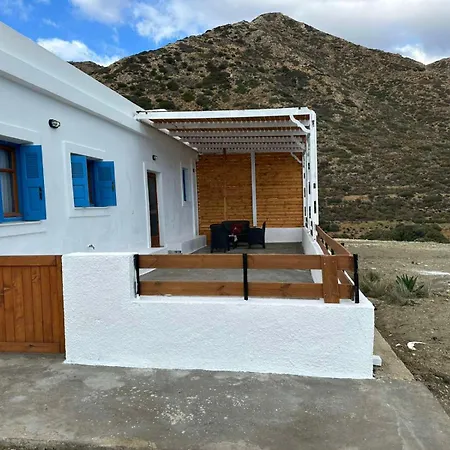 بيت للعطل Kouri Traditional House كارباثوس